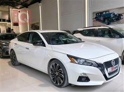 نيسان ألتيما